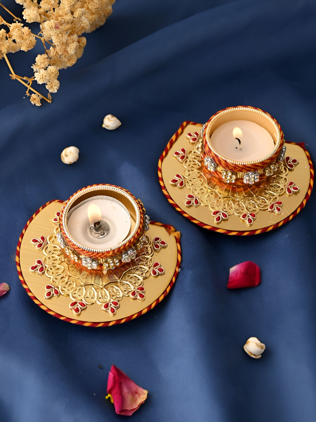 Aura Red & Gold-Toned 2 Pieces Floral Embellished Metal Candle Holders