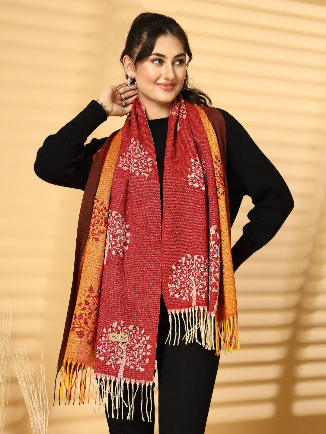 Mafadeny Women Woven Design Stole