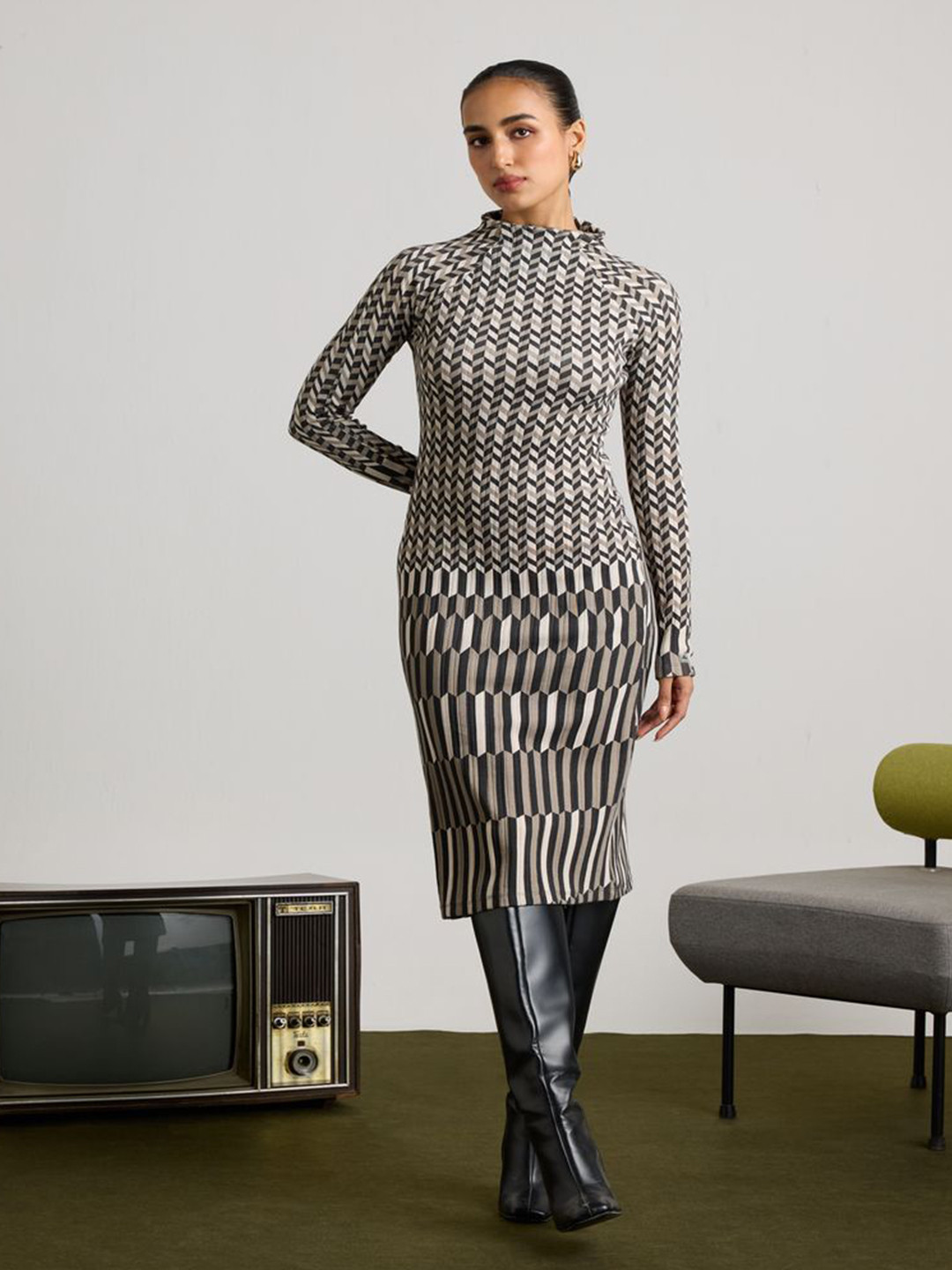 Muvazo Print Formal Bodycon cotton Midi Dress