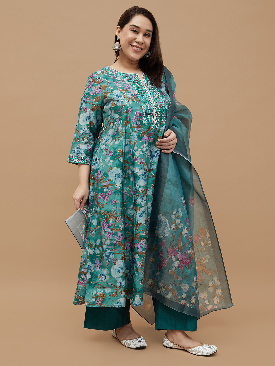 Moiree by Lifestyle Plus Size Floral Printed A-Line Kurta With Pyjamas & Dupatta