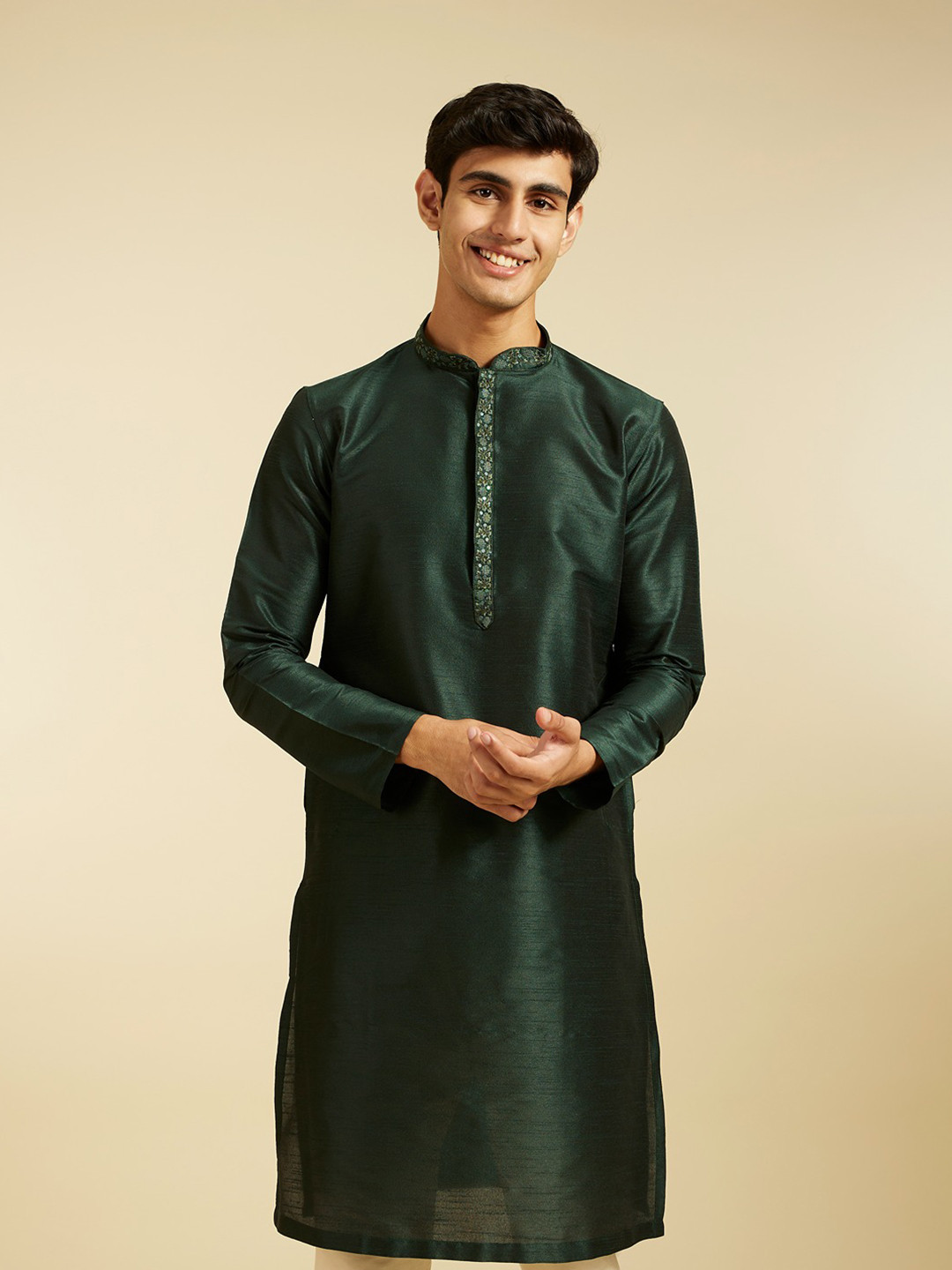 Diwas by Manyavar Men Mandarin Collar Long Sleeves Thread Work Straight Kurta