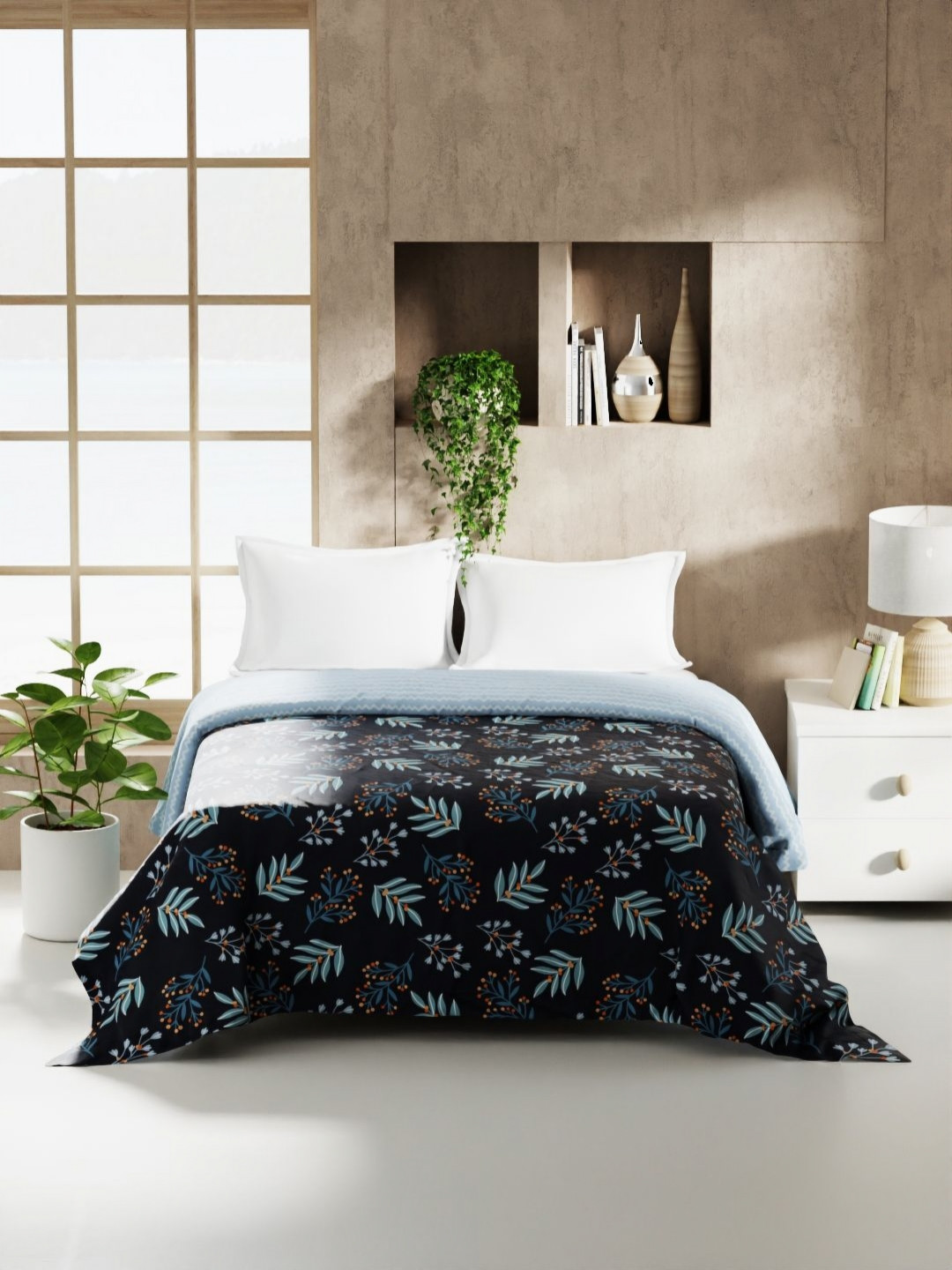KOPA Monarca Navy Blue & White Floral Printed AC Room 120 GSM Double Bed Comforter