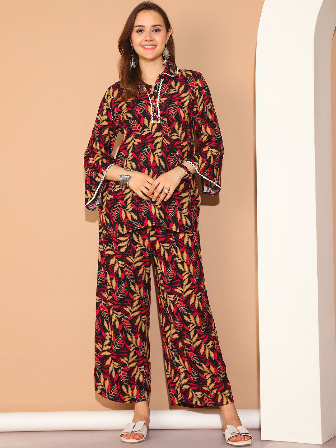 COLOR STUDIO Printed Tunic & Palazzo