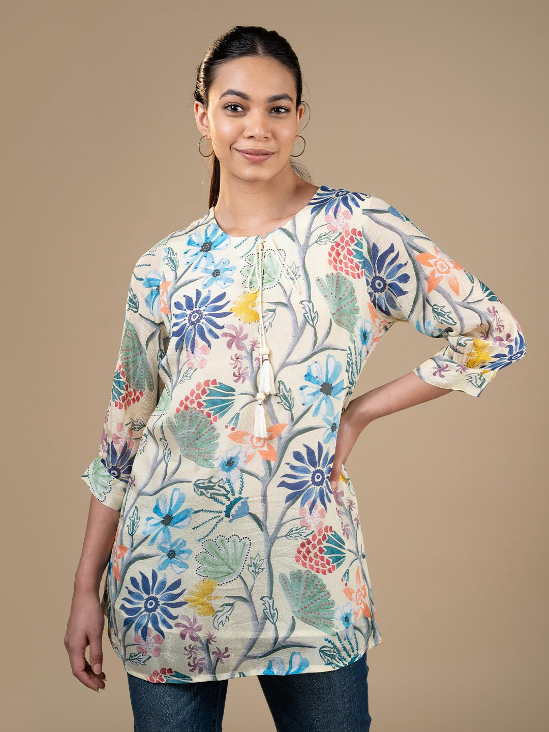 Deepyog Women Floral Printed Sequinned Sequinned Kurti