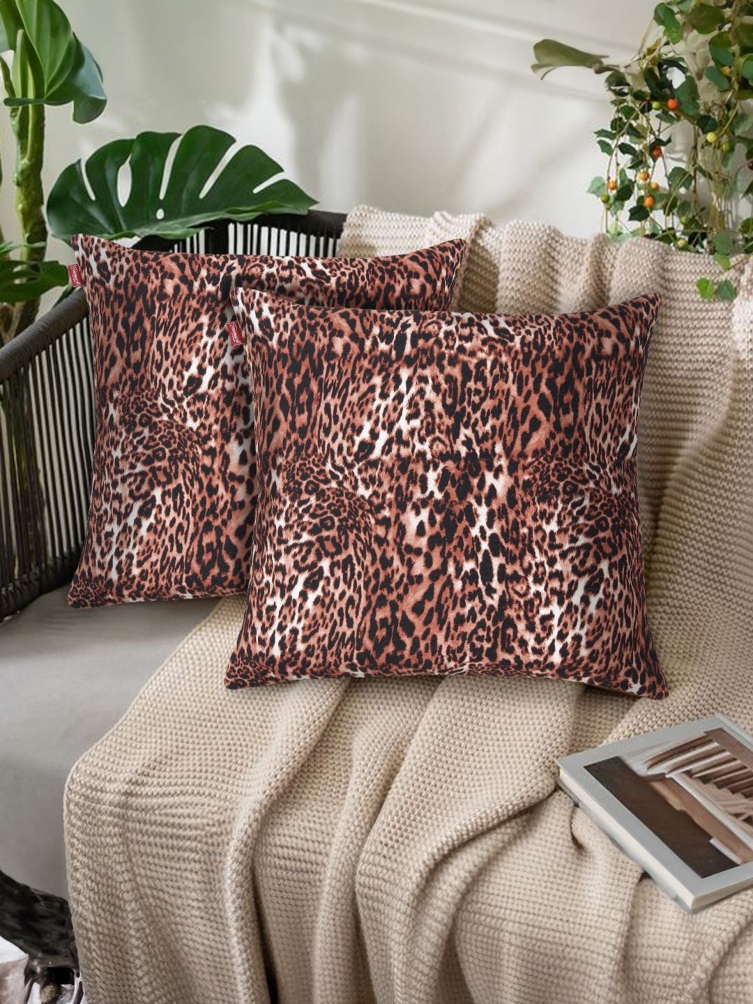 Tesmare Brown 2 Pieces Leopard Print Velvet Square Cushion Covers