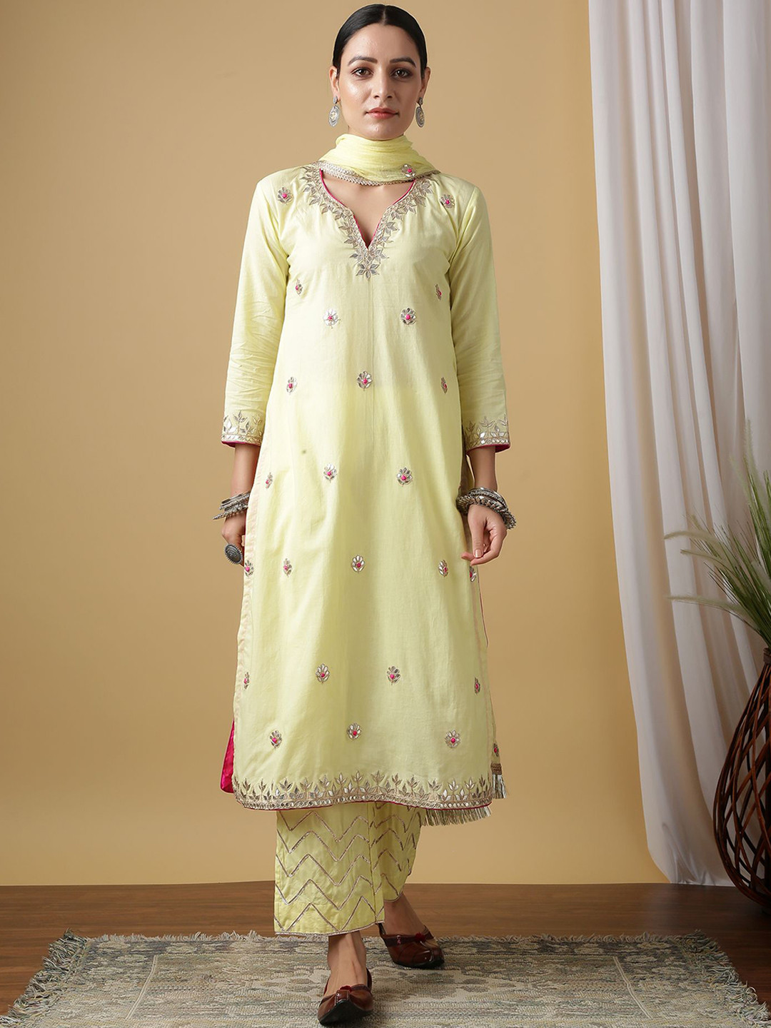 MAISON SHEFALI Floral Embroidered Gotta Patti Pure Cotton Kurta With Trouser & Dupatta
