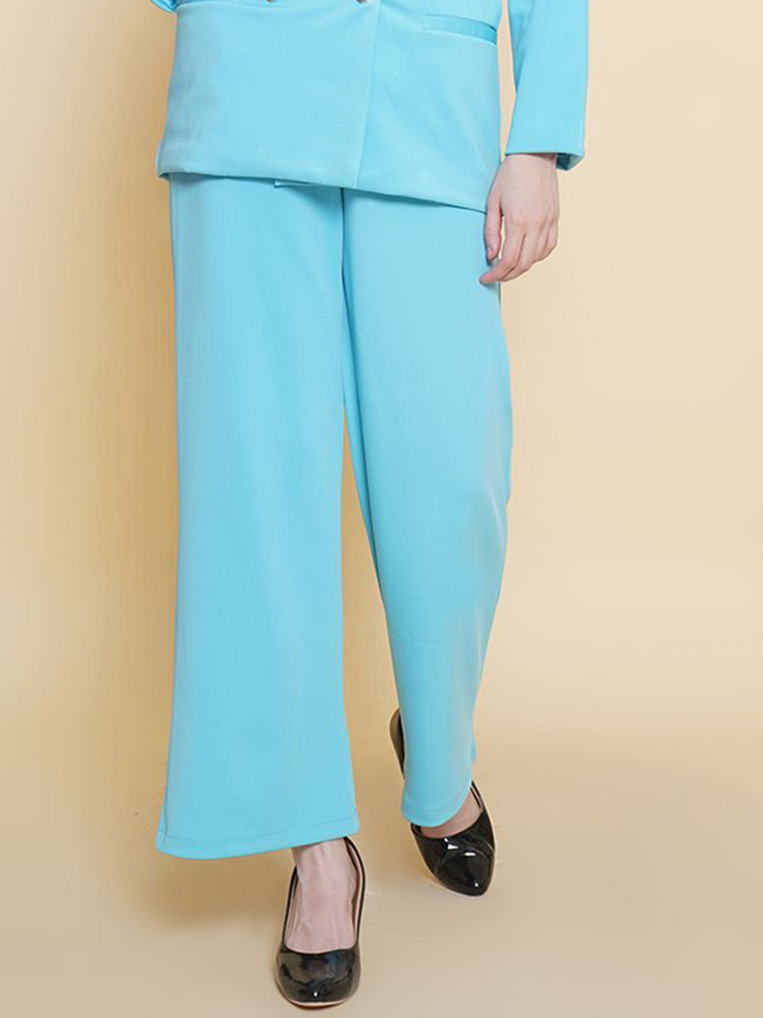 BAESD Women Solid Regular Relaxed Fit Scuba Trouser