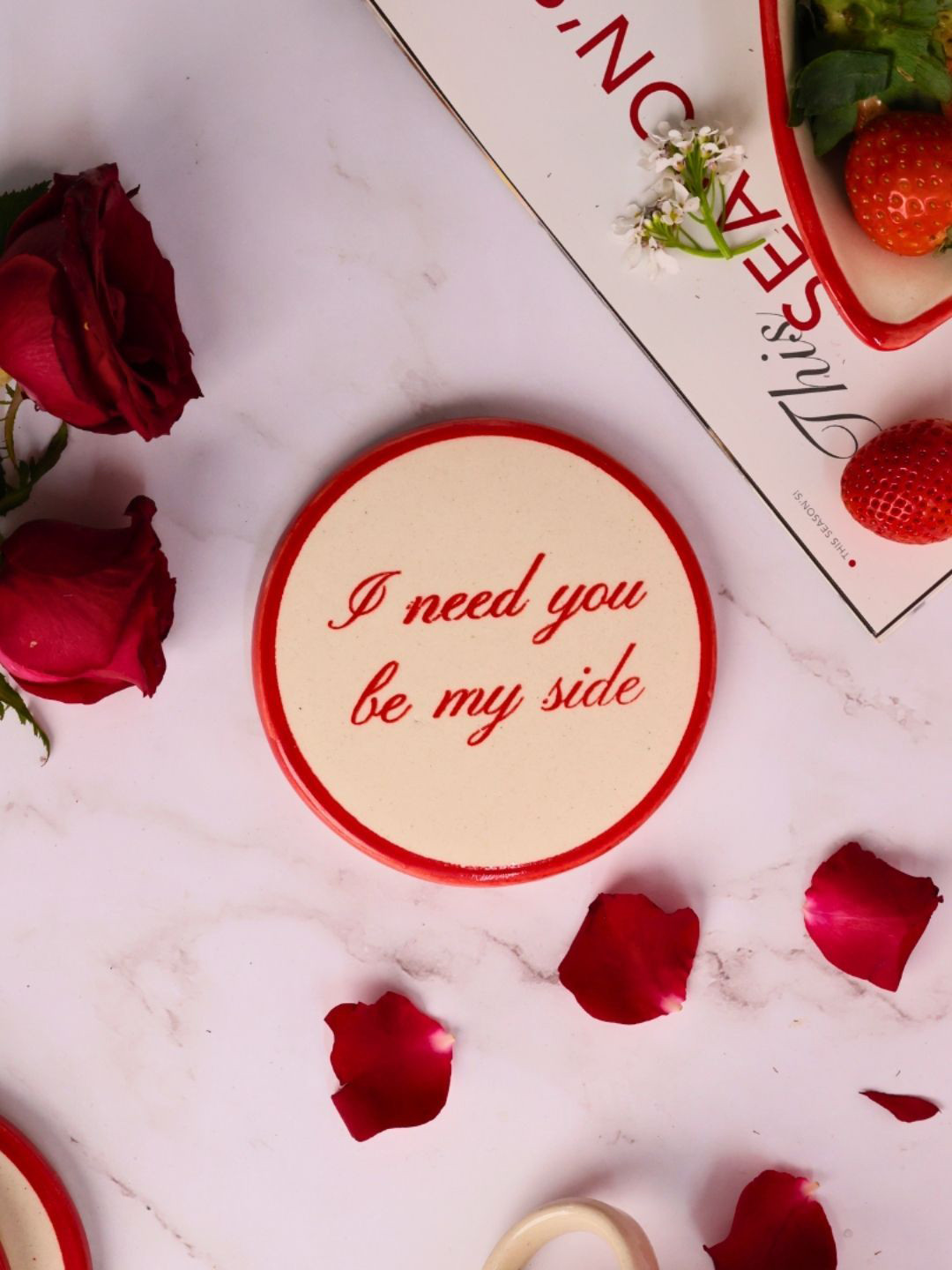 WEAVING HOMES Red & Cream-Colored Ceramic Printed Coaster