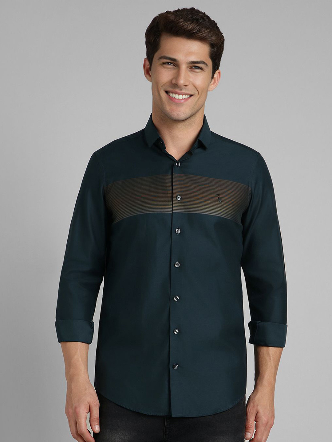 SIMON CARTER LONDON Men Spread Collar Horizontal Striped Cotton Slim Fit Casual Shirt