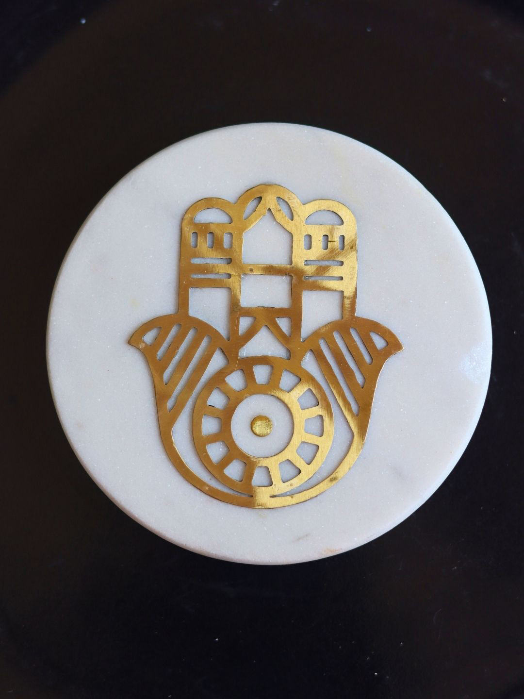 WEAVING HOMES Hamsa White & Gold Toned Textured Marble Coaster