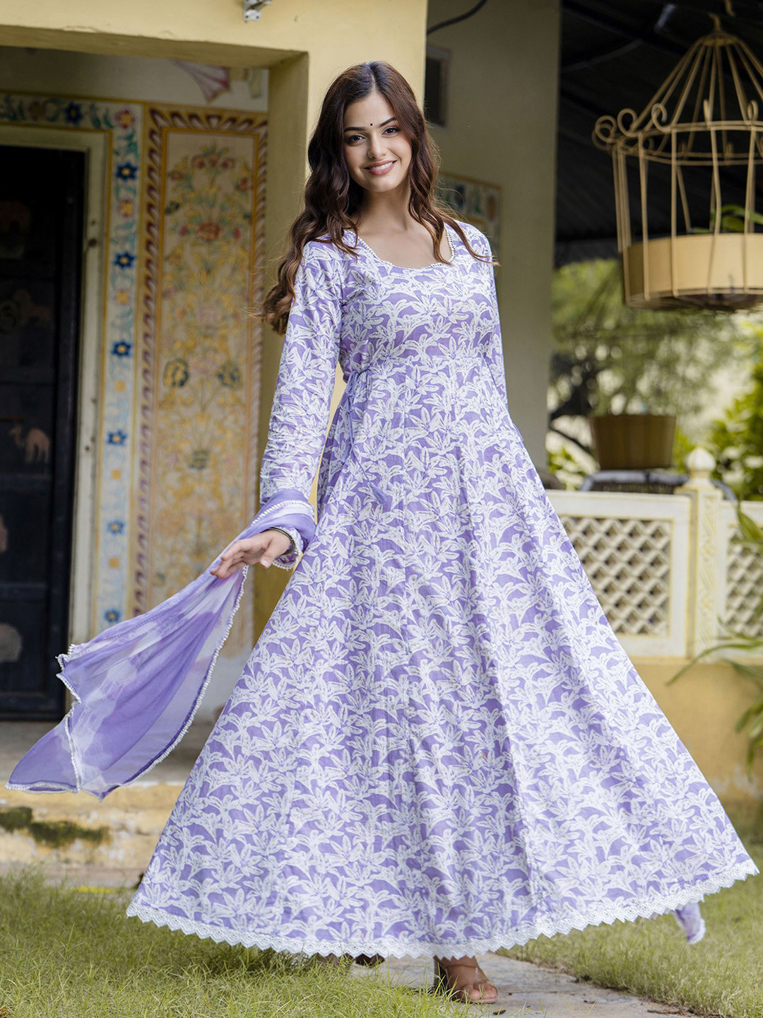 Anouk Purple and white Floral Printed Sweetheart Neck Cotton Anarkali Kurta