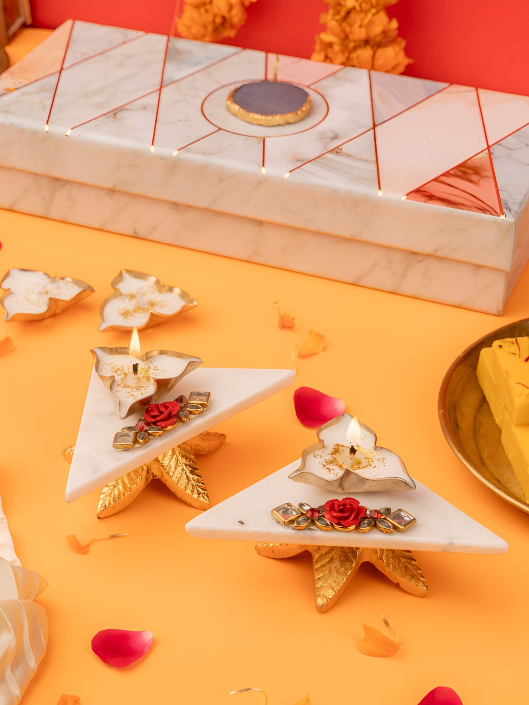 HOMEARTE White 6 Pieces Marble Triangular Pooja Chowki with Votive Candles