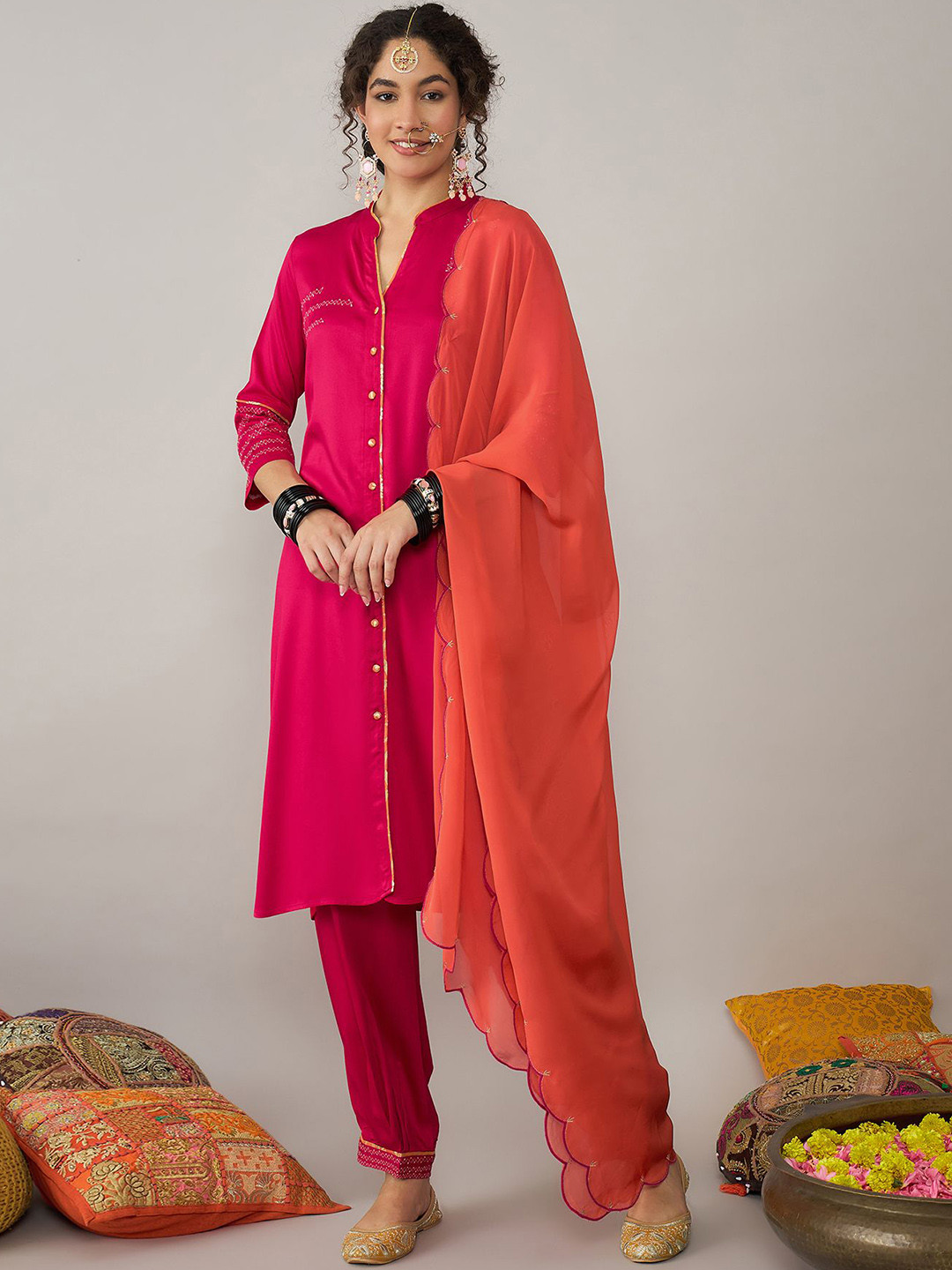 STADO Self Design V Neck Straight Kurta & Trousers With Dupatta