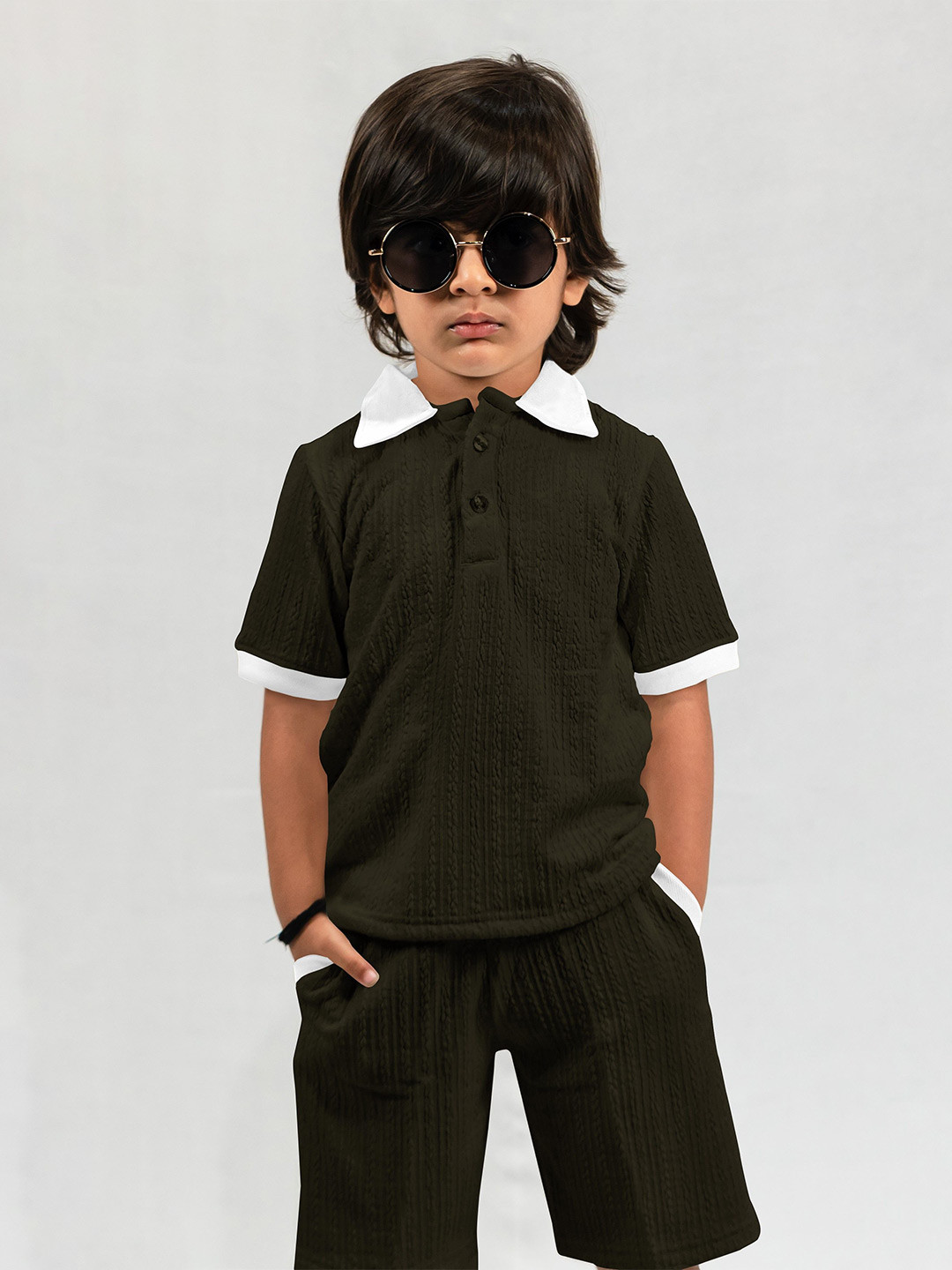 Emblica Unisex Kids Colourblocked Textured Polo Collar Casual T-shirt With Shorts