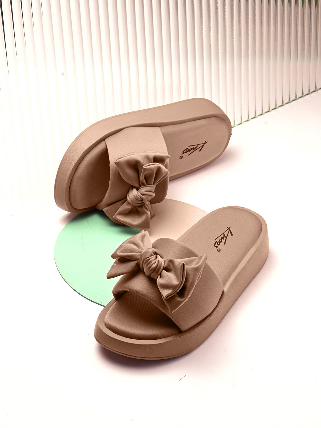 knoos Flatform Sandals with Bows
