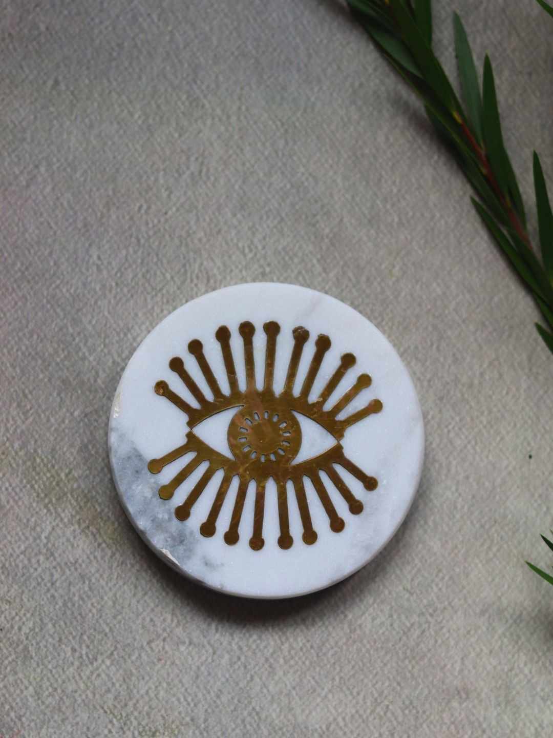 WEAVING HOMES White & Brown Spiky Eyed Marble Ceramic Coaster