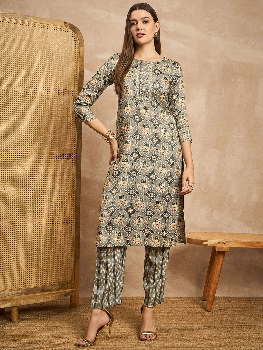 all about you Grey Ethnic Motifs Printed Round Neck Straight Kurta with Trousers
