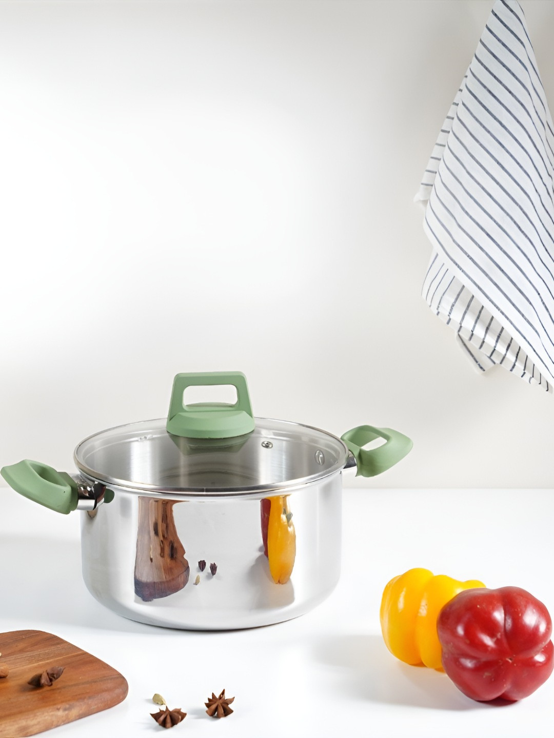 Kreme Green Stainless Steel Cooking Pot with Glass Lid 4.4L