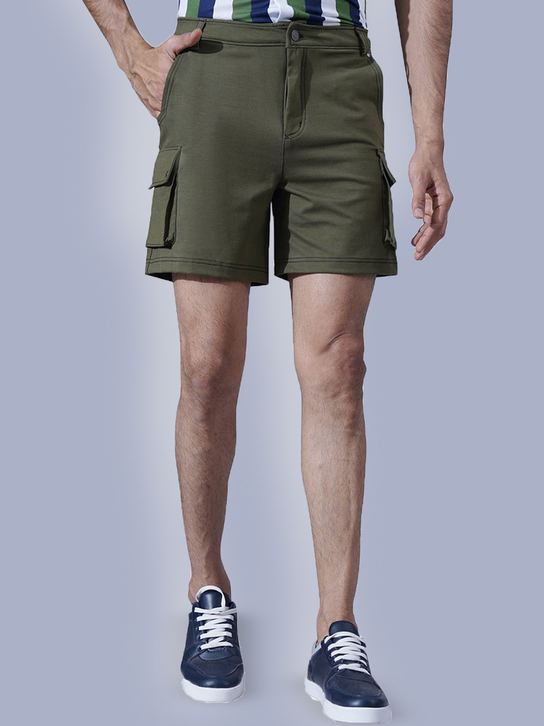 ONE SKY Men Solid Cargo Shorts