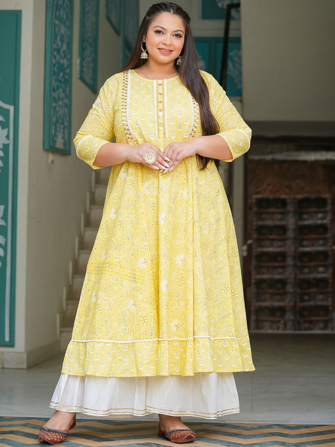 YASH GALLERY Floral Printed Three-Quarter Sleeves Regular Anarkali Kurta