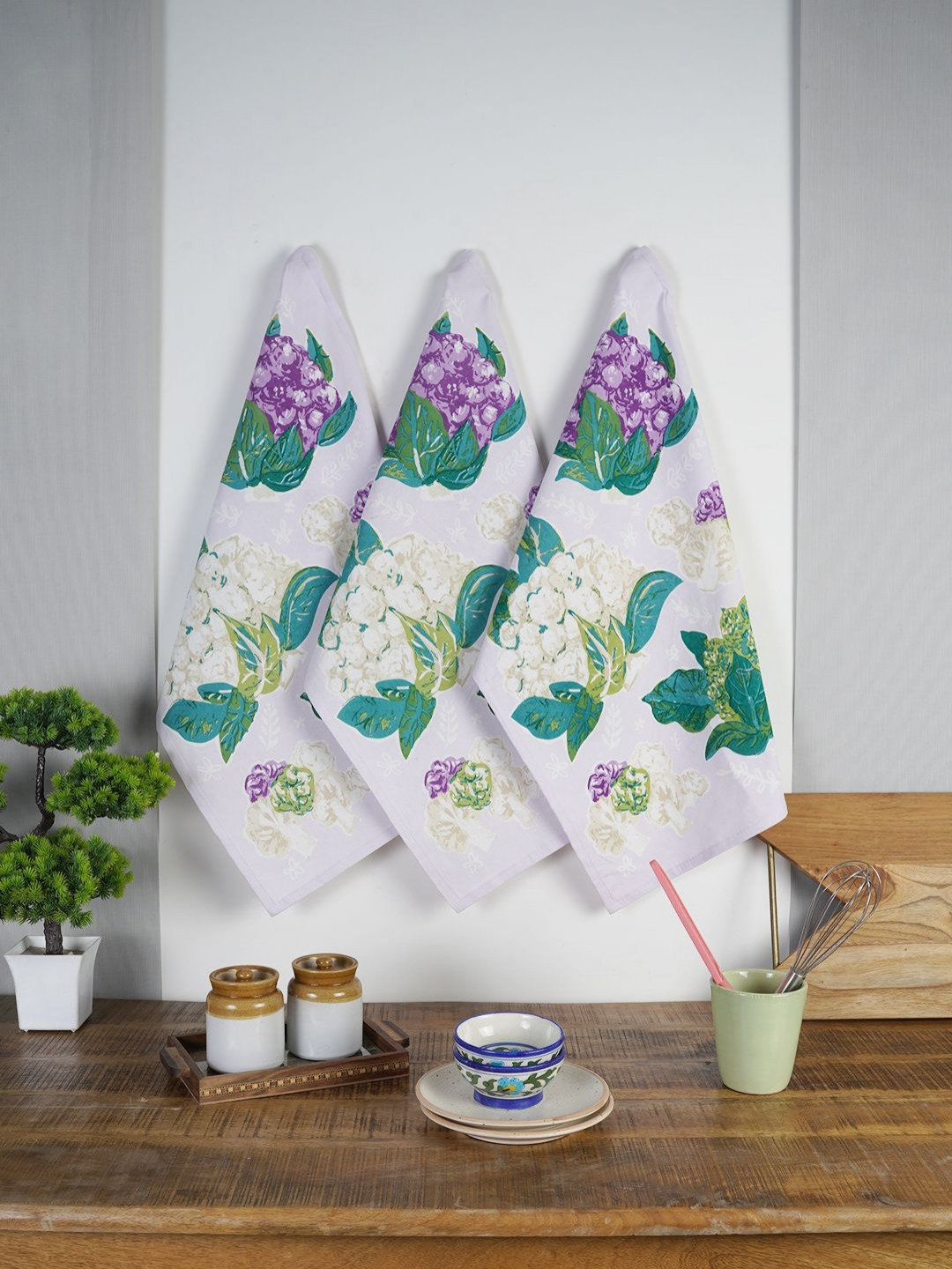 Ratan Cart Green & Purple 3 Pieces Cauliflower Printed Cotton Kitchen Towels
