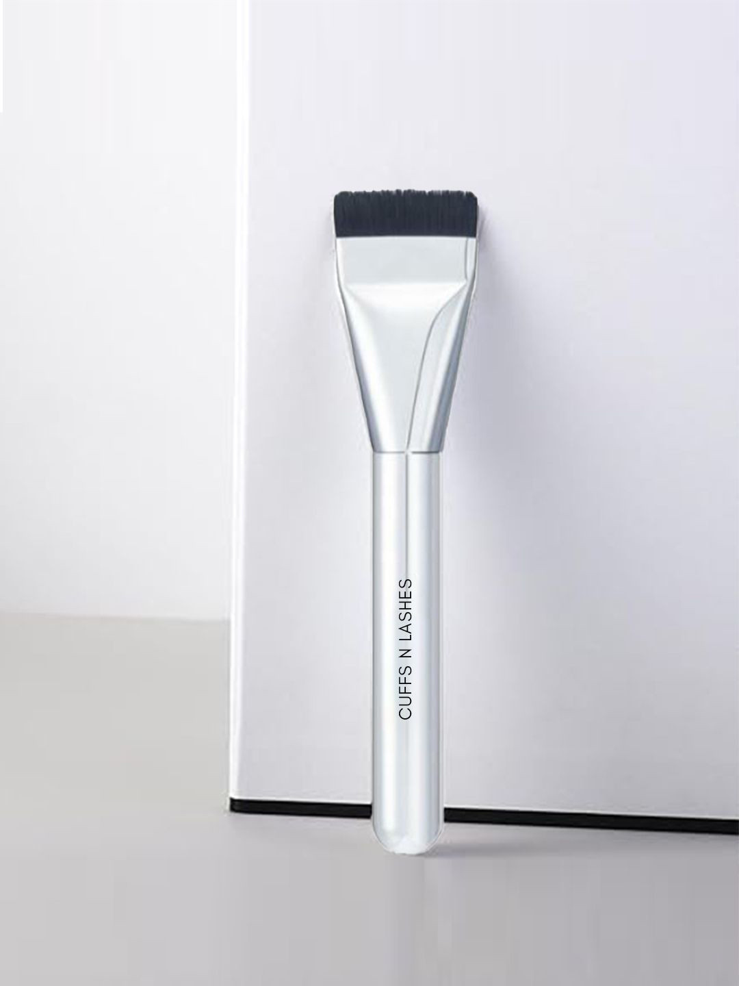 CUFFS N LASHES Spatula Foundation Makeup Brush - White