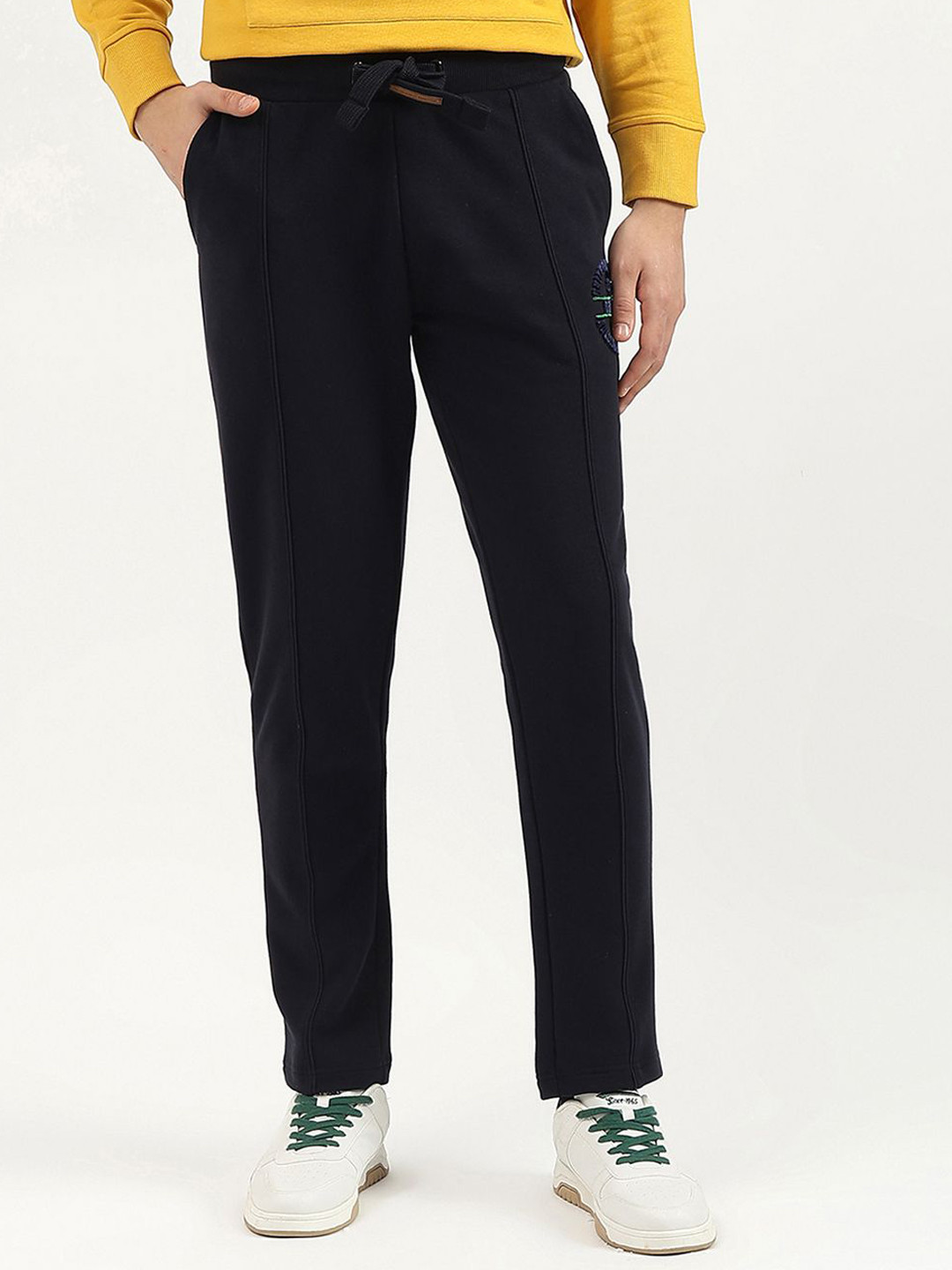 United Colors of Benetton Men Solid Regular Fit Pleated Trousers