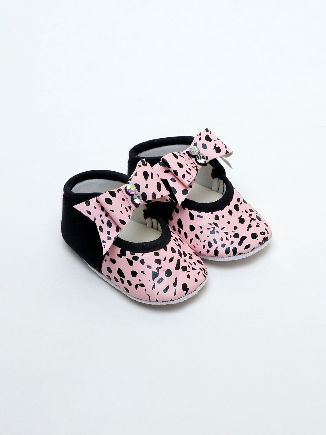 Daizy Girls Printed Slip-On Round Toe Sneakers