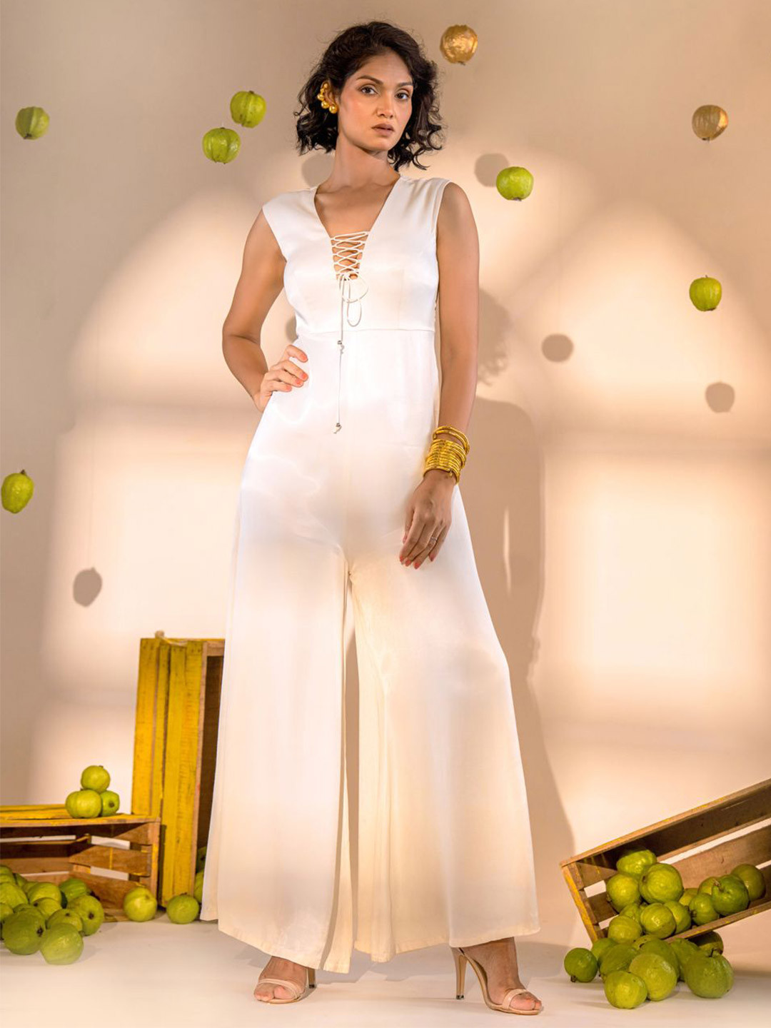 AMROOD Women Basic Sleeveless V-Neck Jumpsuit