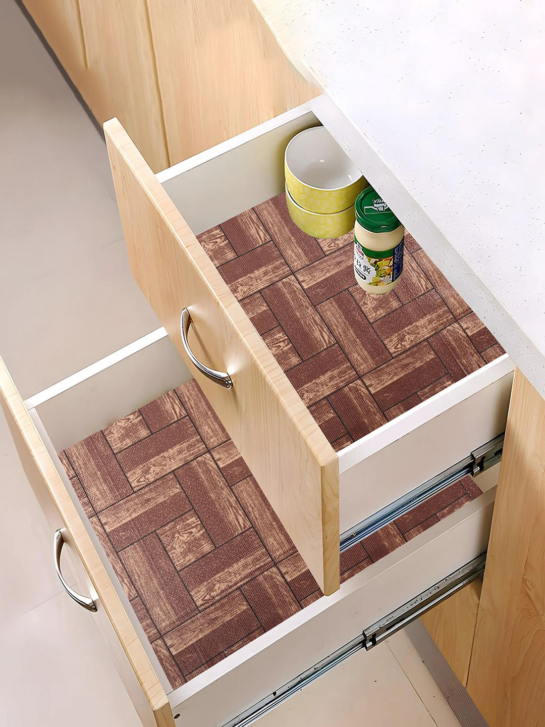 Kuber Industries Brown 2 Pieces Wooden Check Printed Shelf Liner