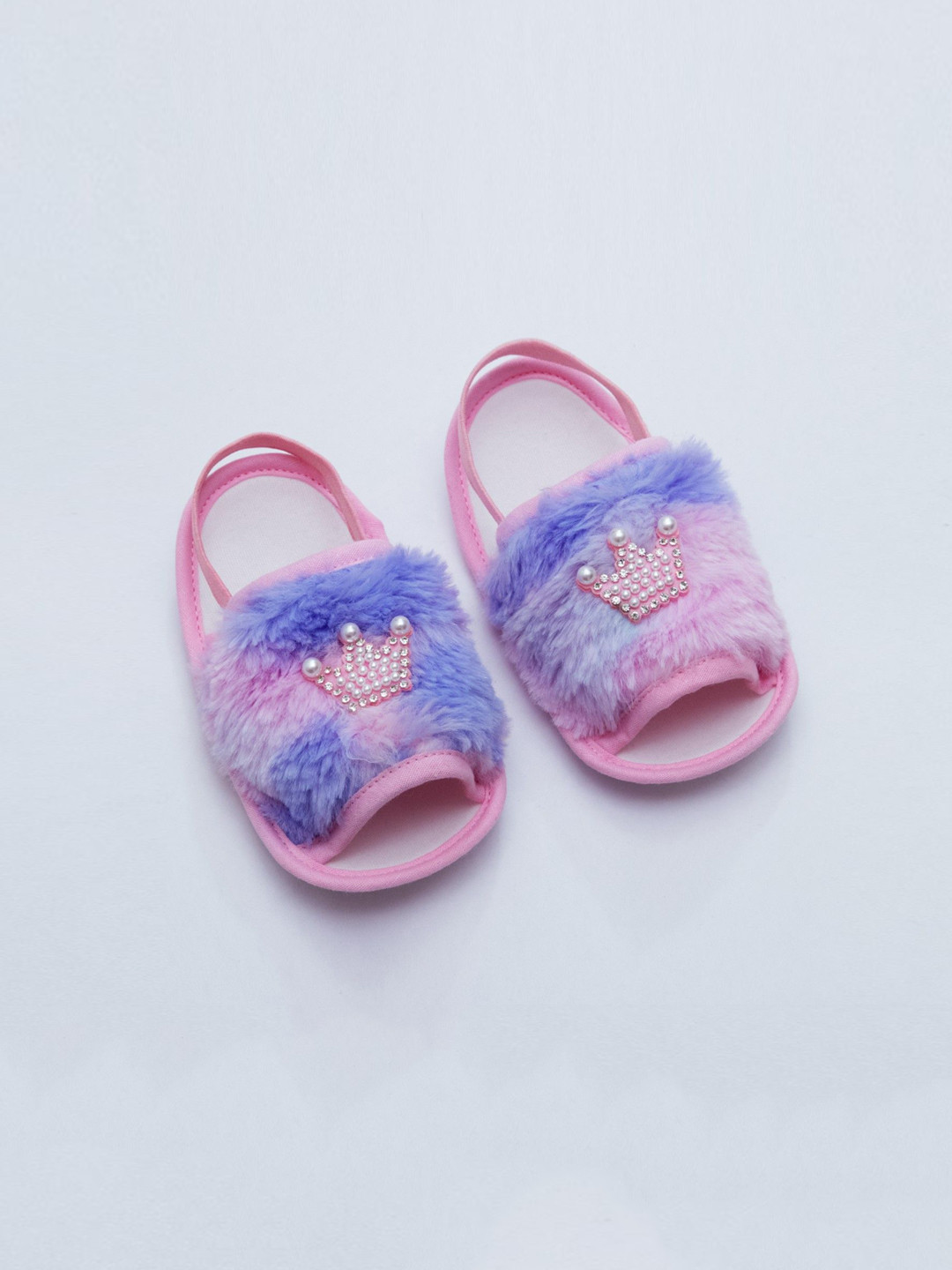 Daizy Girls Fur With Crown Embellishment Booties