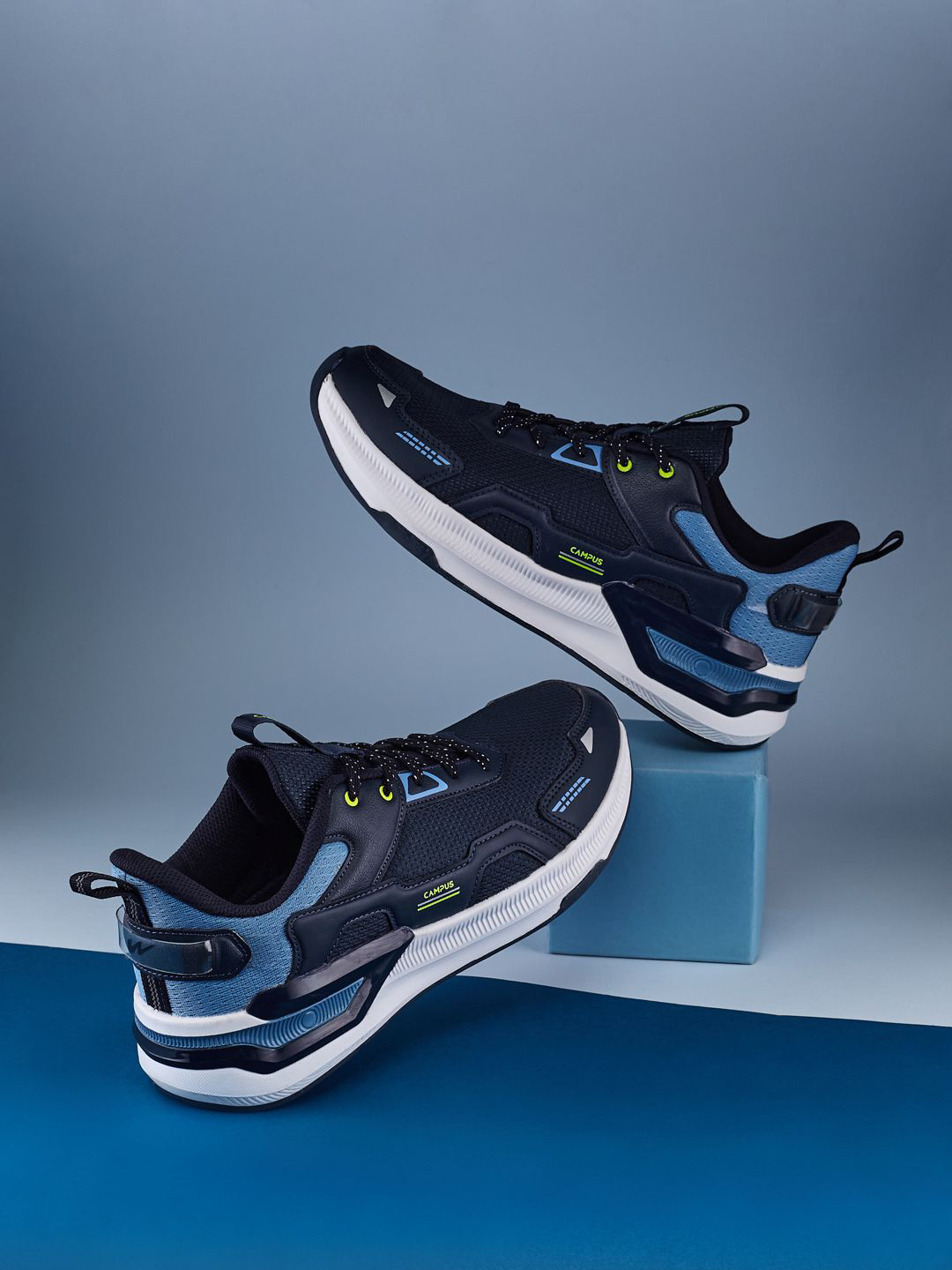 Campus WEEKENDER Men Lace-Up Sneakers