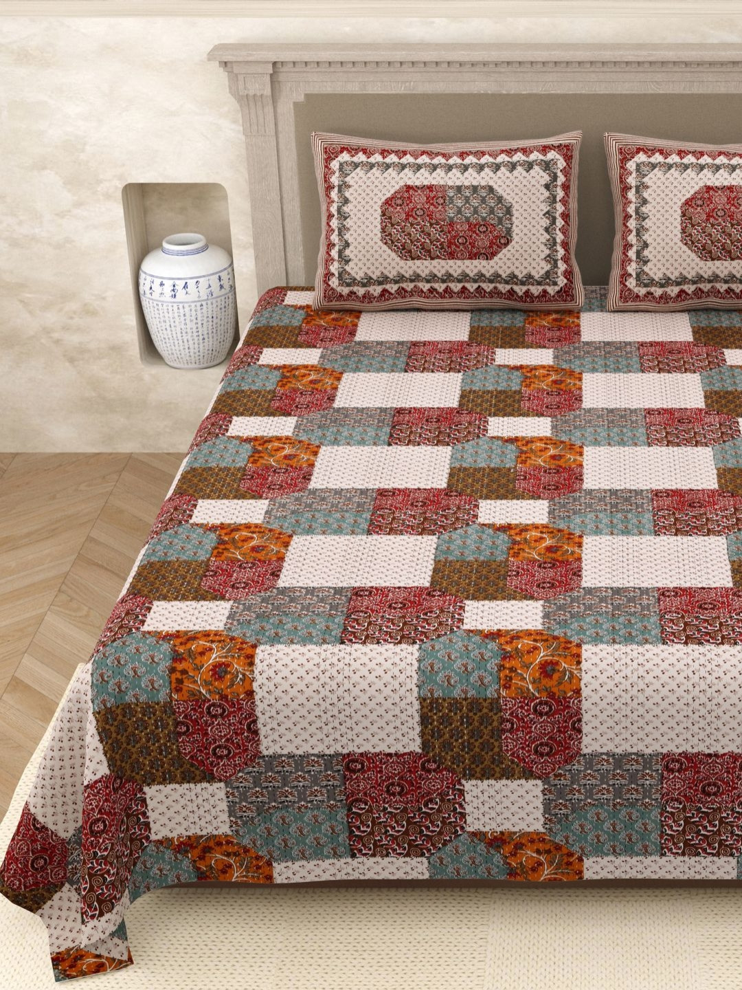 Aura Opulent Red Ethnic Motifs Pure Cotton Ajrak Printed 210 TC King Bedsheet Set