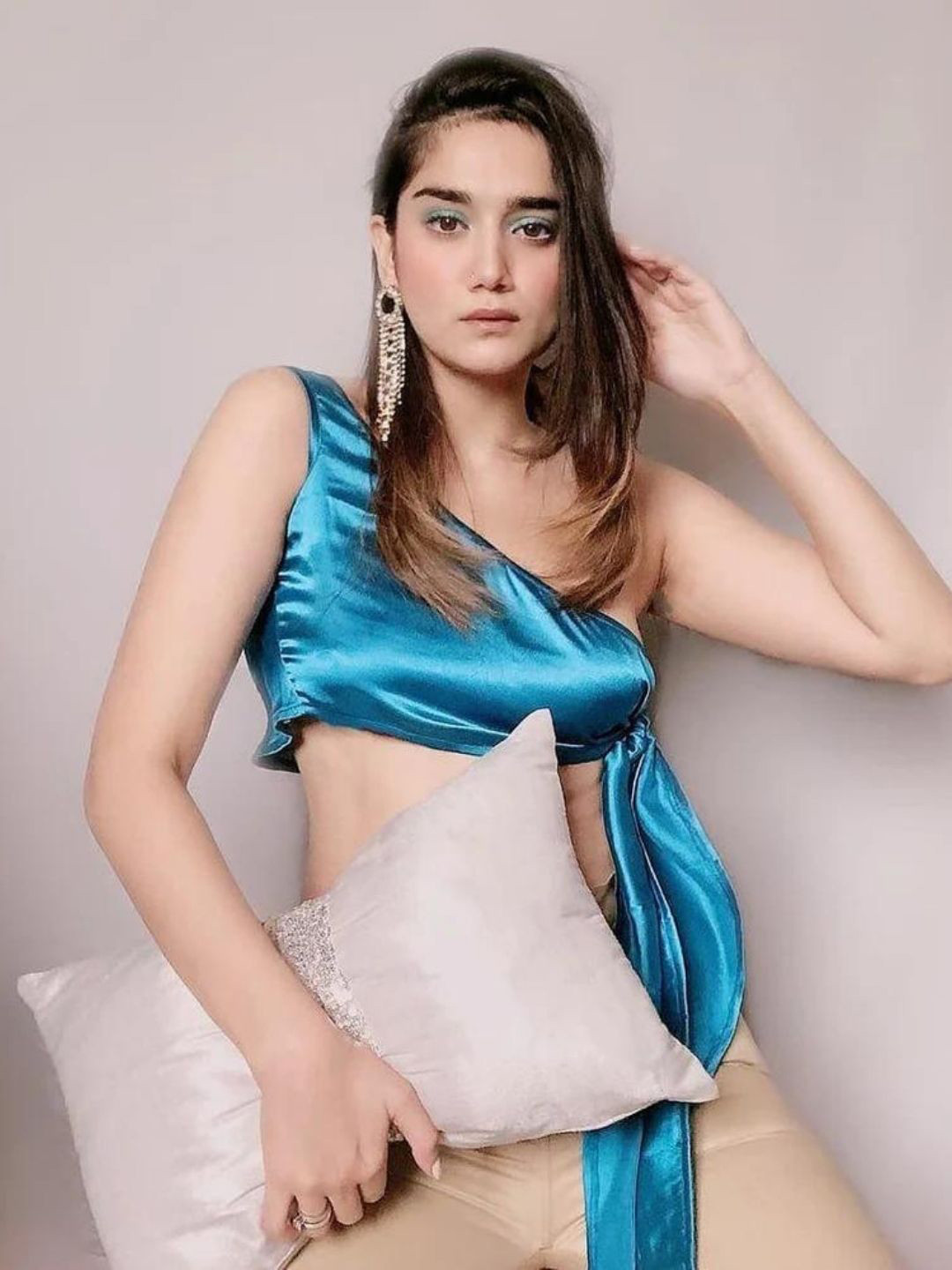 HEY MISSY Women One Shoulder Satin Top