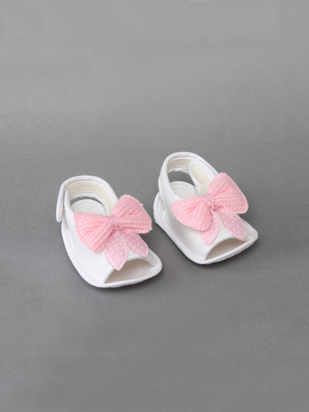 Daizy Girls Bow Details Booties