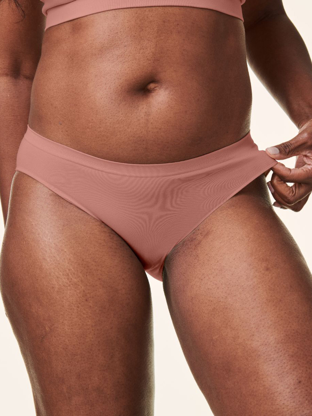 Bravado Designs Women Mid Rise Seamless Basic Briefs