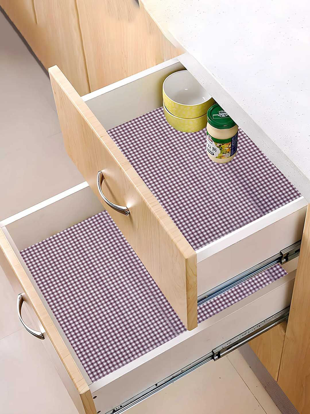 Kuber Industries White 2 Pieces Checks Printed Shelf Liner