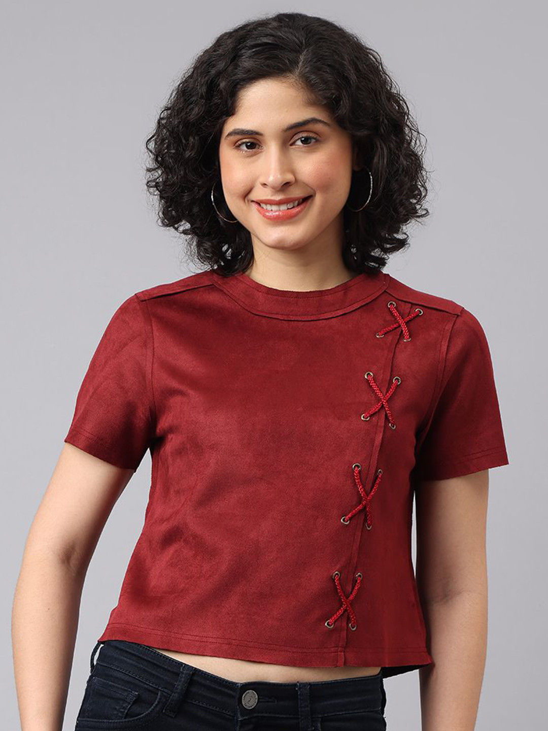 Latin Quarters Women Solid Round Neck Top