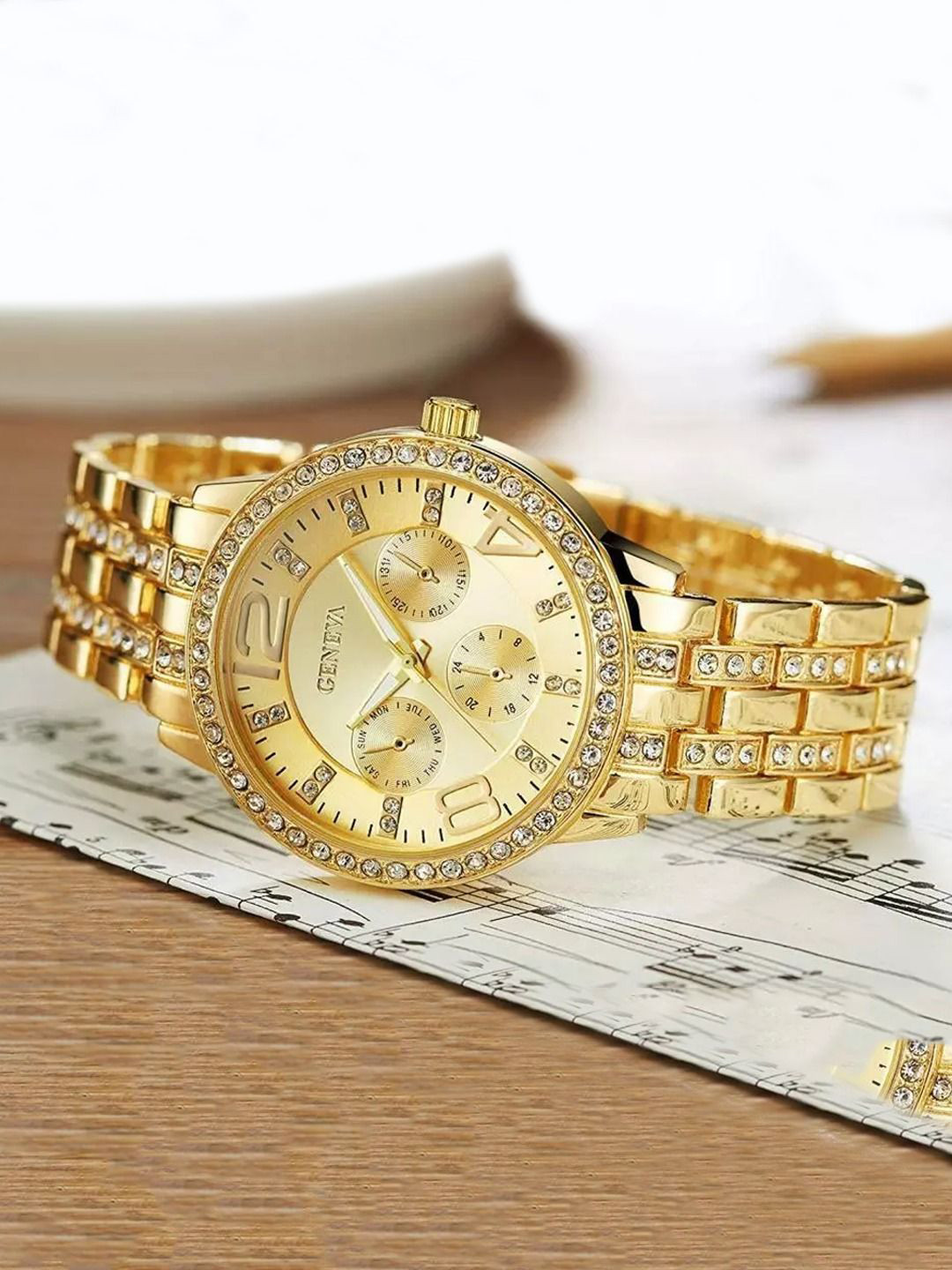 Krelin Women Dial & Stainless Steel Straps Analogue Automatic Watch Watch-D5-G01