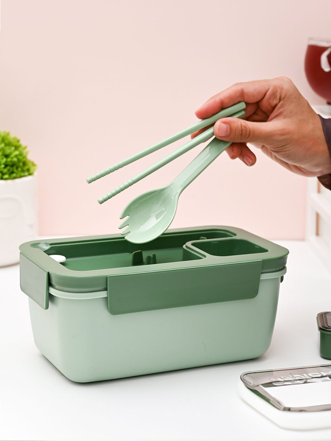 MARKET99 Green Typography Plastic Easy to Clean 4PCs Lunch Box With Spoon and Fork