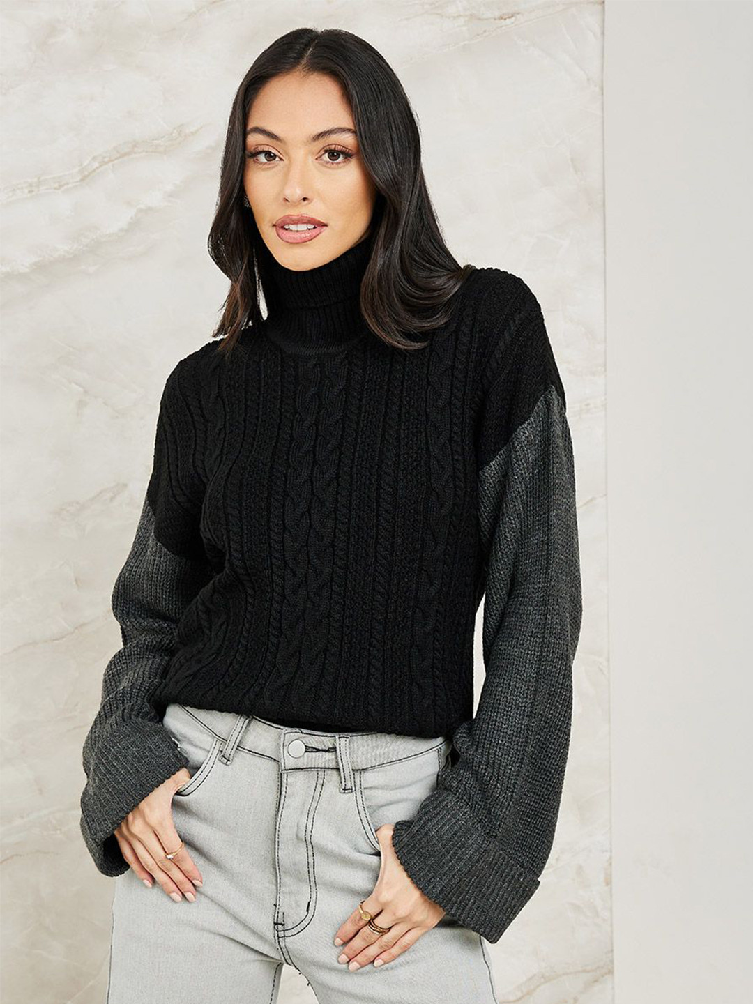 Styli Women Oversized Cable Knit Colorblock Sweater with Extended Sleeve