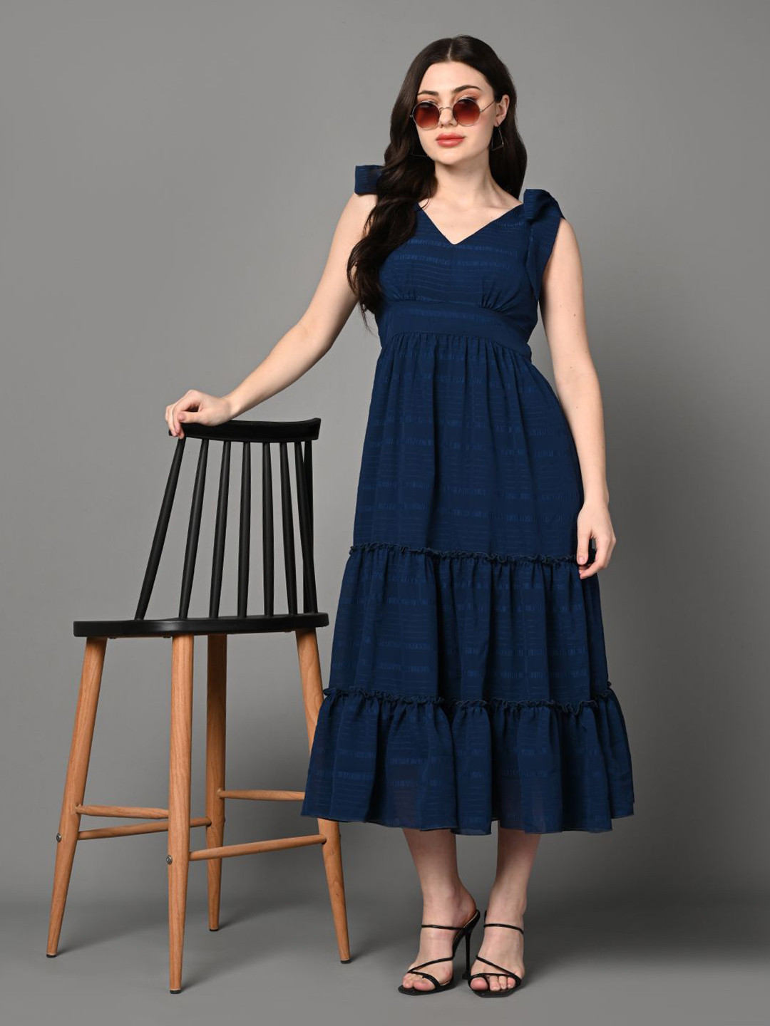 Justin Whyte Solid Self Design Formal A-Line Midi Dress