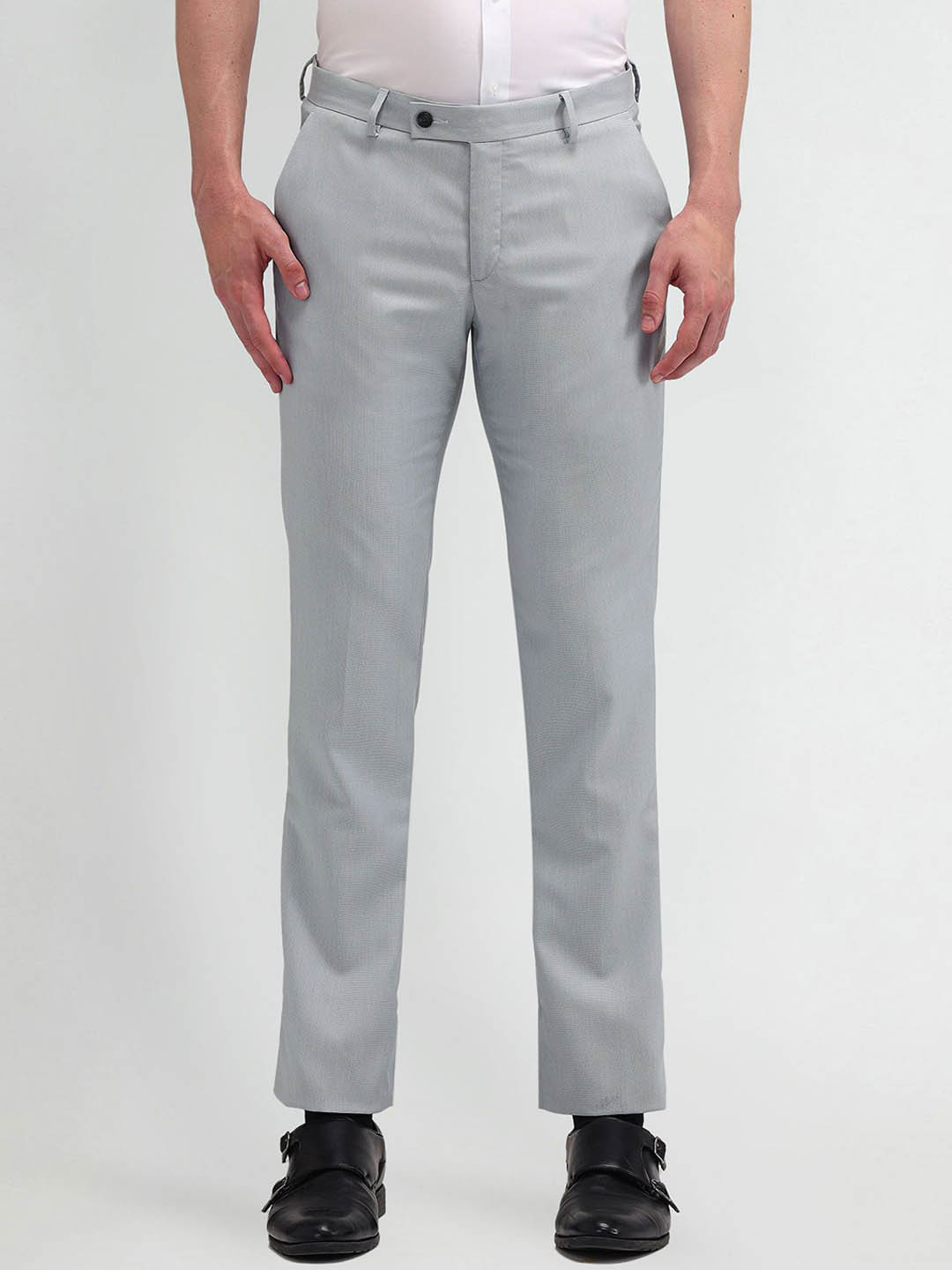 Arrow Men Carrot Tapered Fit Trousers