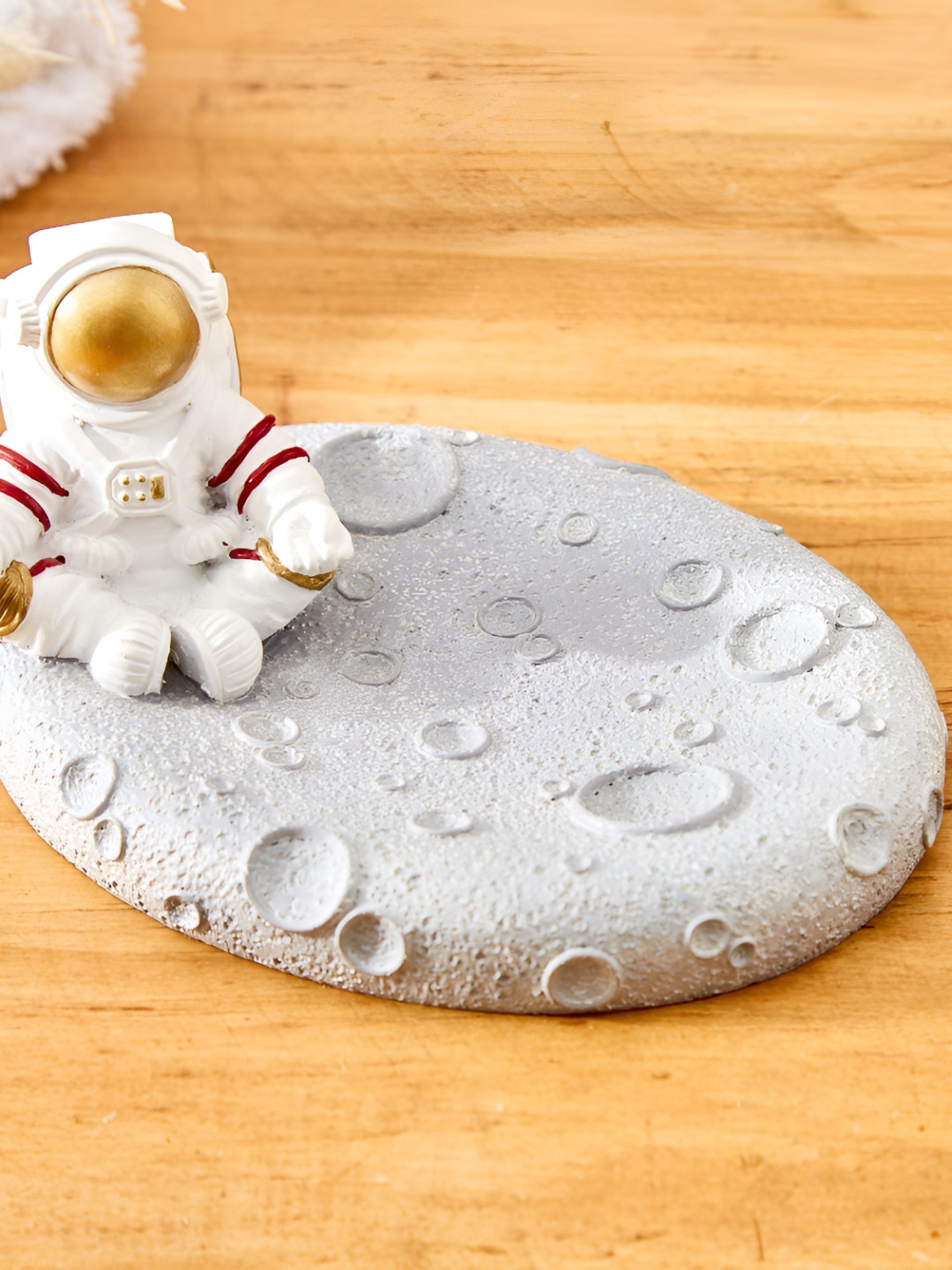 Home Centre Grey & White Astronaut Textured Soap Dish