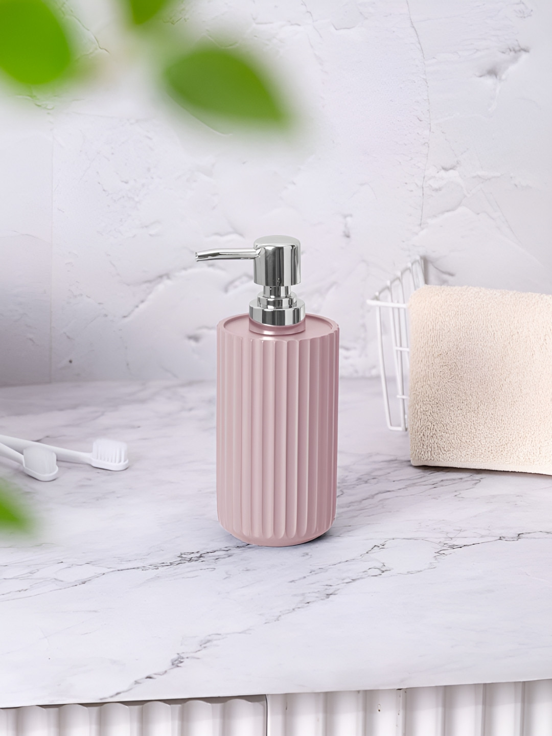 Pano Pink & Silver Toned Textured Ceramic Soap Dispenser 370ml