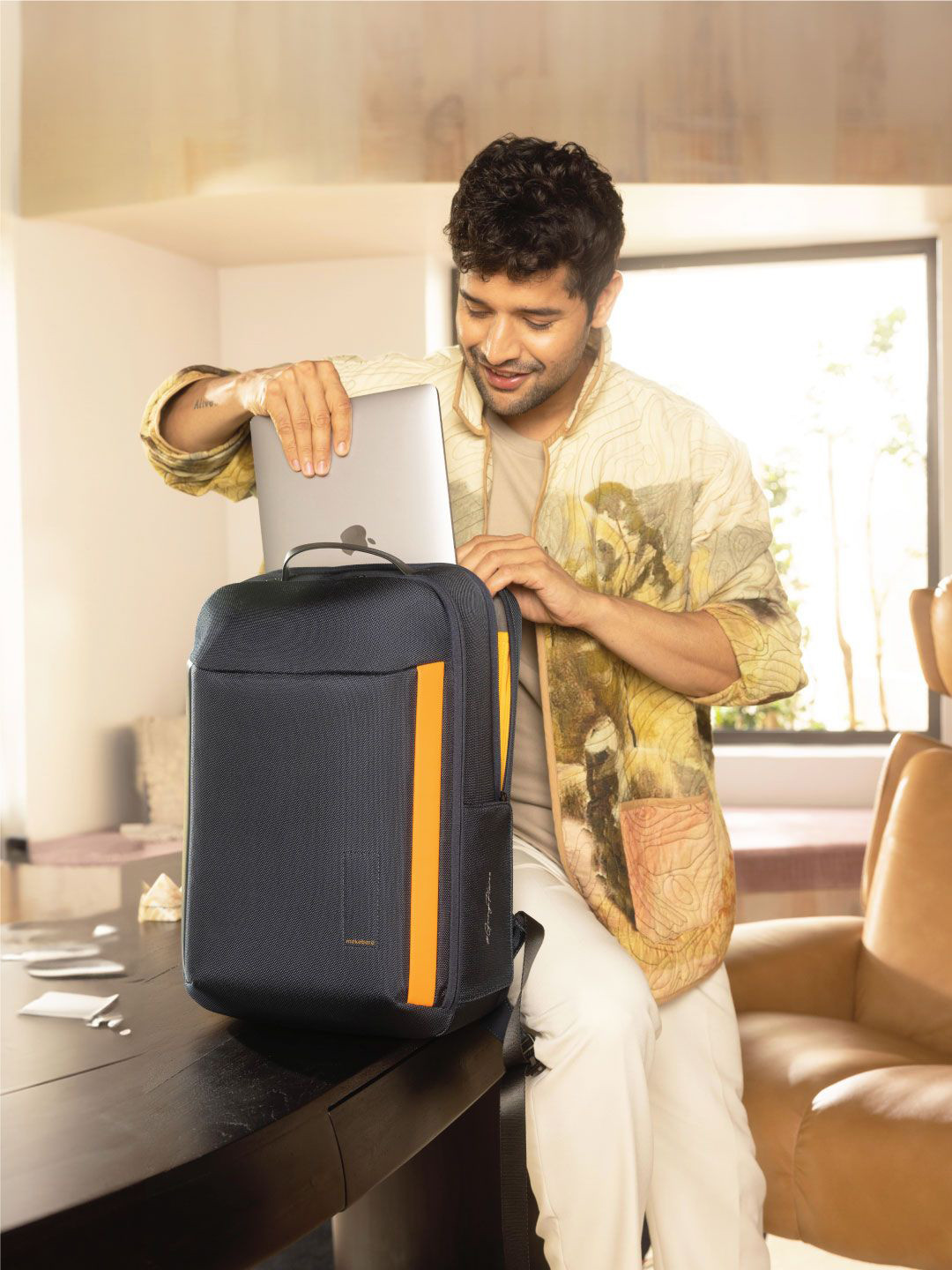 MOKOBARA Unisex Large Non-Padded Backpack