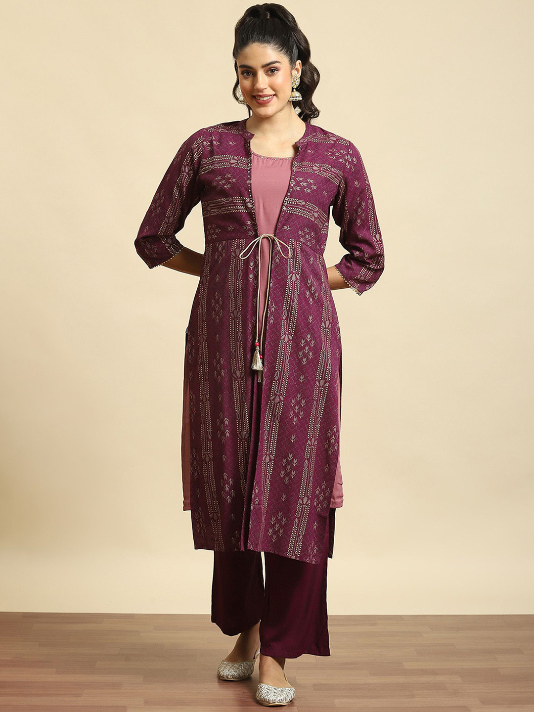 Shree Geometric Printed Straight Kurta With Trouser And Jacket
