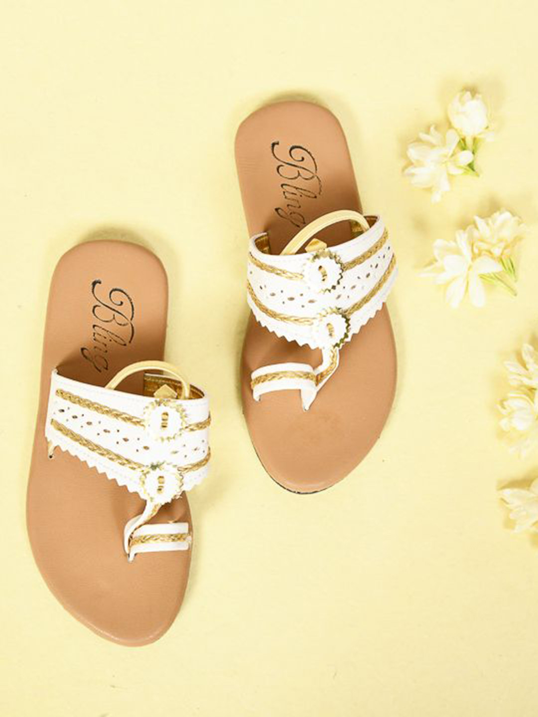 Bling footwears Girls Ethnic Open Toe Flats