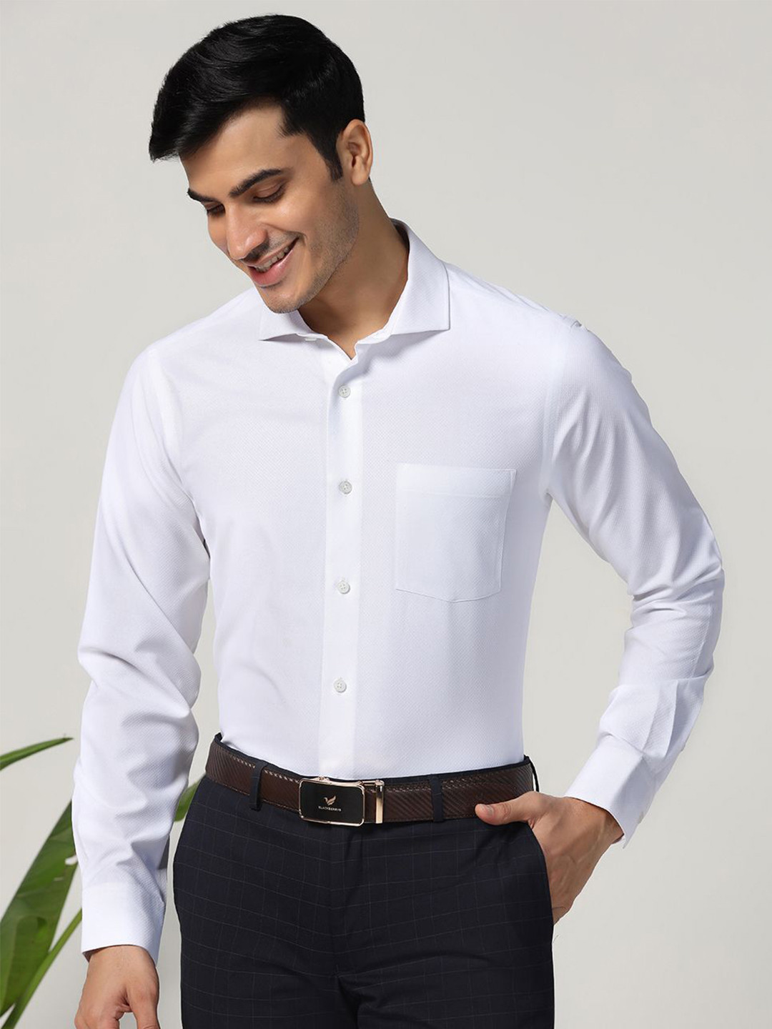 Blackberrys Men'S White Textured Formal Slim Fit Wrinkle-Resistant Shirt