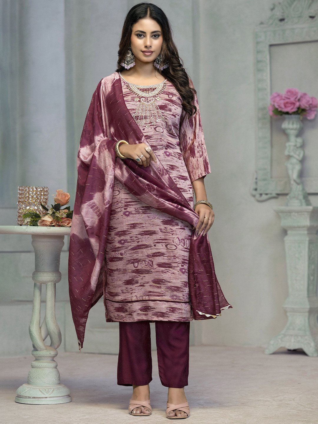 MANVAA Women Printed Embellished Kurta Set and Dupatta